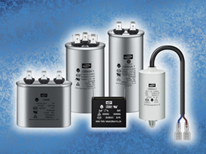 愛普科斯在中國的合資企業(yè)&ldquo;愛普科斯飛達(dá)&rdquo;擴(kuò)展了愛普科斯應(yīng)用于交流系統(tǒng)中的薄膜電容器的產(chǎn)品種類。這些產(chǎn)品可用作電機(jī)啟動或電機(jī)運(yùn)行電容器，特別適用于小家電、空調(diào)系統(tǒng)、壓縮機(jī)、泵類和其它驅(qū)動裝置中的單相異步電動機(jī)。