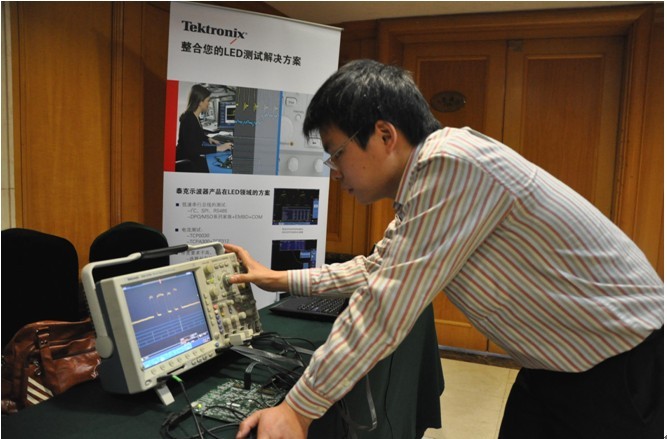 如何解決測(cè)試挑戰(zhàn)以克服LED照明應(yīng)用瓶頸？泰克專家亞太LED技術(shù)峰會(huì)上支招