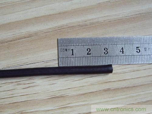 最簡單使用的天線&mdash;&mdash;罐頭天線，可做正饋大鍋饋源！ 