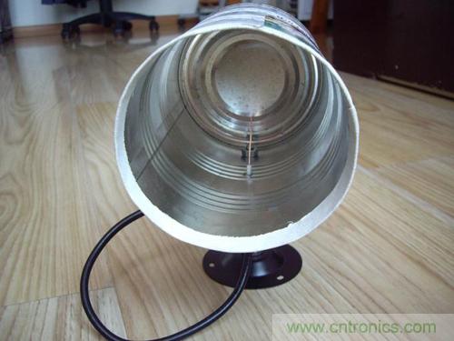 最簡單使用的天線&mdash;&mdash;罐頭天線，可做正饋大鍋饋源！ 