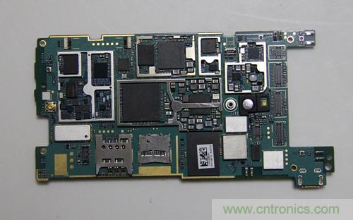 拆解4G新機(jī)索尼M35t：用料十足，易于維修