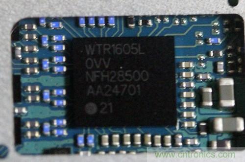 拆解4G新機(jī)索尼M35t：用料十足，易于維修