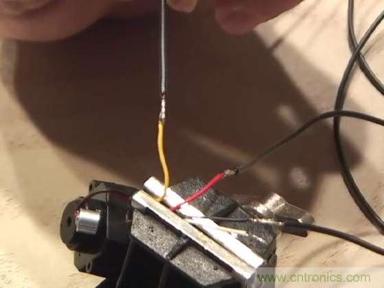 DIY：40刀，教你自制能&ldquo;偷拍&rdquo;的太陽(yáng)鏡