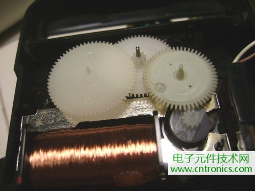 拆個老古董，日本精工石英電子掛鐘拆解