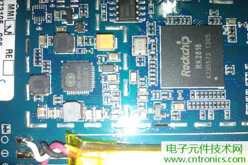 不怕摔的電紙書(shū)！一款柔性屏電子書(shū)閱讀器拆解