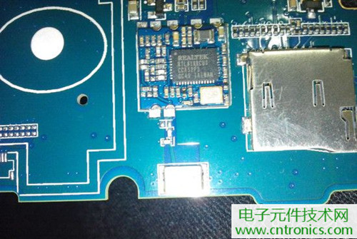 不怕摔的電紙書(shū)！一款柔性屏電子書(shū)閱讀器拆解