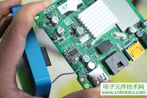 【拆解】不如小米？愛奇藝盒子全網(wǎng)首拆