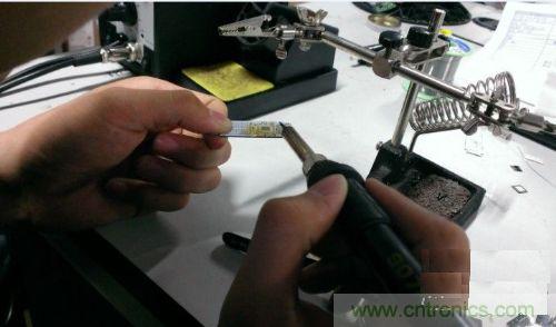 制作U盤全過程，由PCB做起