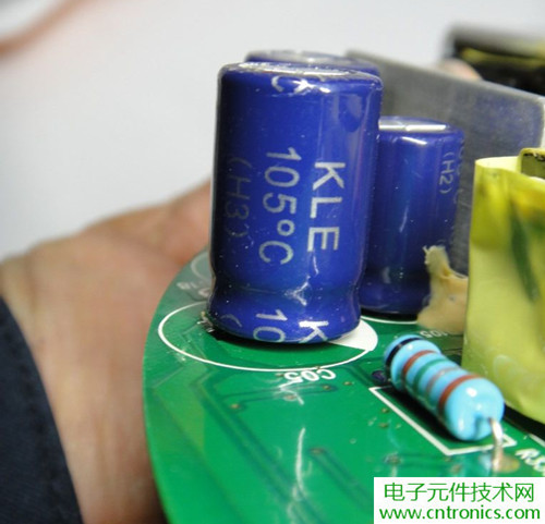 高端大氣上檔次！智能遙控調(diào)光LED吸頂燈拆解