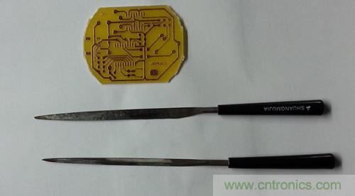 不足10元！低成本DIY便攜USB音箱