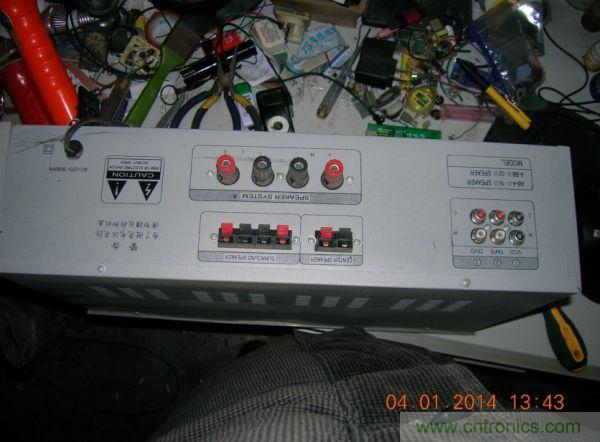 巧奪天工！大神利用山寨功放為高性價(jià)比逆變器"穿新衣"