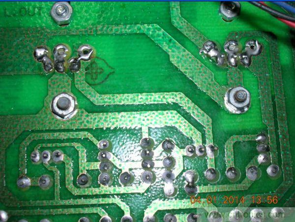 巧奪天工！大神利用山寨功放為高性價(jià)比逆變器&ldquo;穿新衣&rdquo;