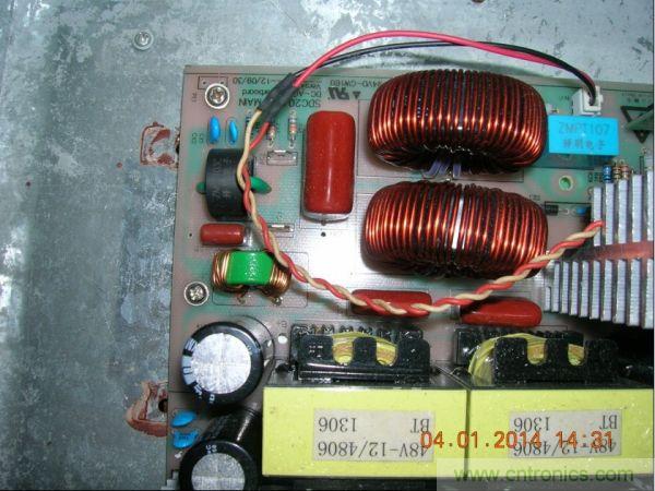 巧奪天工！大神利用山寨功放為高性價(jià)比逆變器&ldquo;穿新衣&rdquo;