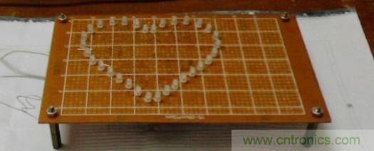 三八節(jié)將至！DIY心形LED流水燈！你們懂的~