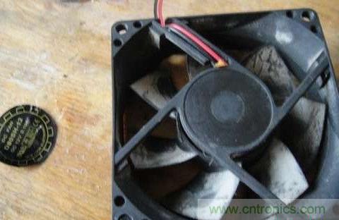 創(chuàng)意DIY！迷你風力發(fā)電機！