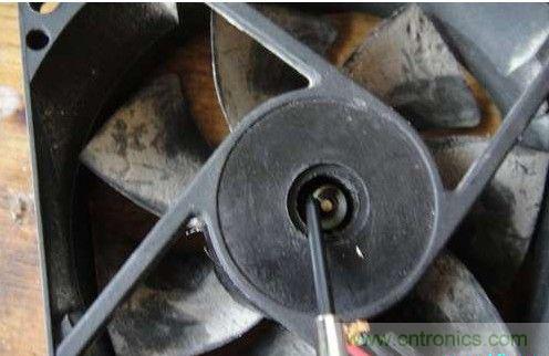 創(chuàng)意DIY！迷你風力發(fā)電機！