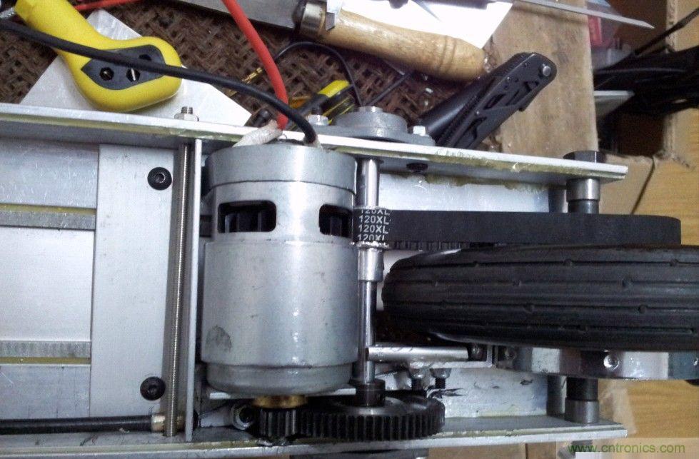 能工巧匠！DIY屬于你的電動滑板車！