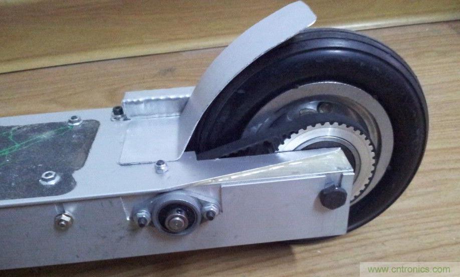 能工巧匠！DIY屬于你的電動滑板車！