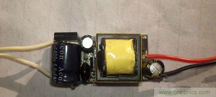 拆解狂魔:拆修4.7WLED驅(qū)動電源