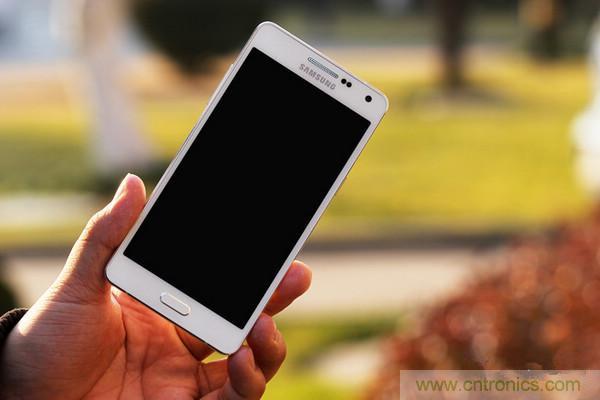 拆解狂魔荼毒新機三星金屬Galaxy A5，看槽點在何方？