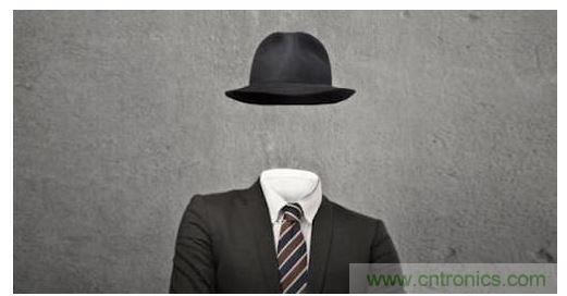 式隱形斗篷利用主動式組件與被動式超穎材料，可望進一步縮減斗篷尺寸，使其更適合個人使用