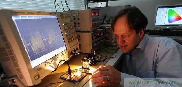 Li-Fi短期內(nèi)不能取代Wi-Fi，為什么？