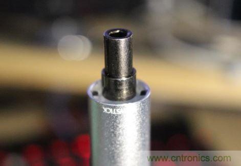 一款獨(dú)一無二的鋰電螺絲刀拆解評(píng)測(cè)：不止是價(jià)格感人