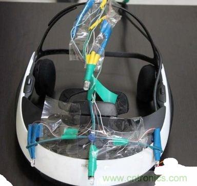 技術(shù)宅要逆天，DIY四點(diǎn)定位燈實(shí)現(xiàn)虛擬實(shí)境游戲