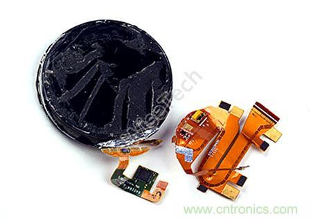 MOTO 360二代智能手表拆解：只有細節(jié)，沒有亮點