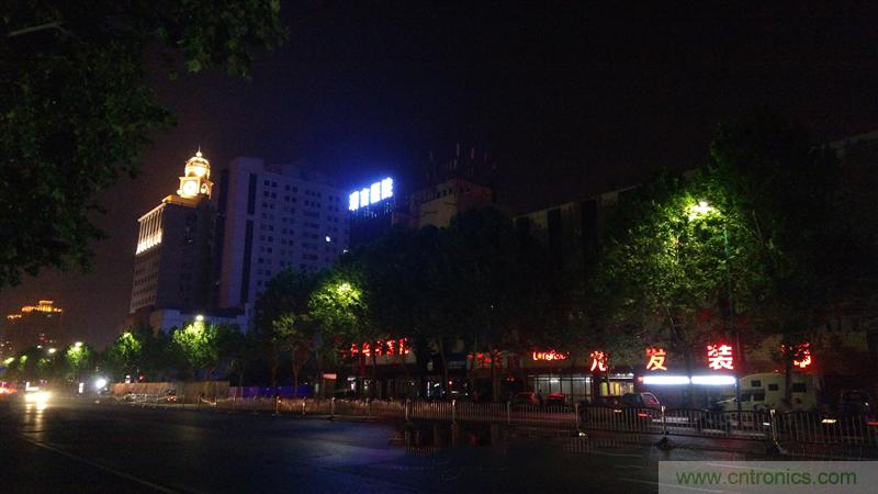 無邊框的 nubia Z9 ，一款既有驚喜，又有驚艷的智能手機(jī)