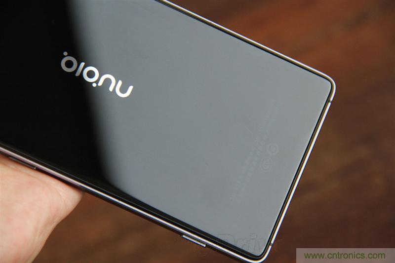 無邊框的 nubia Z9 ，一款既有驚喜，又有驚艷的智能手機(jī)