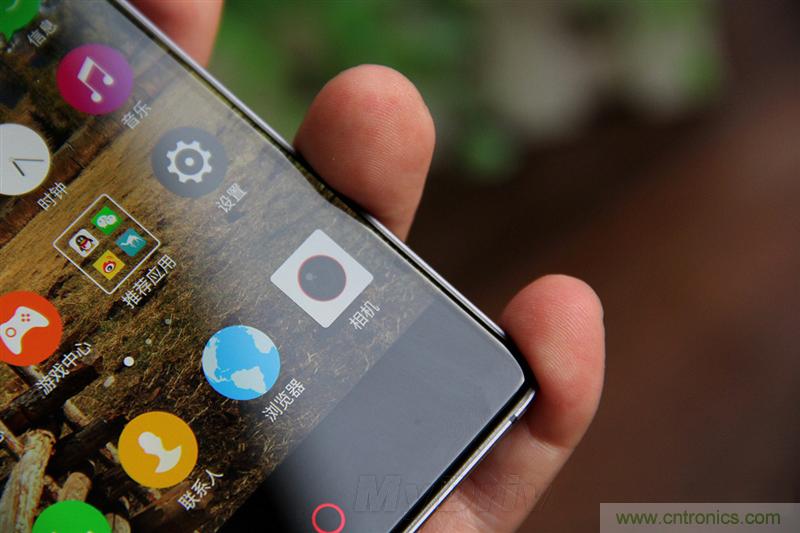 無邊框的 nubia Z9 ，一款既有驚喜，又有驚艷的智能手機(jī)