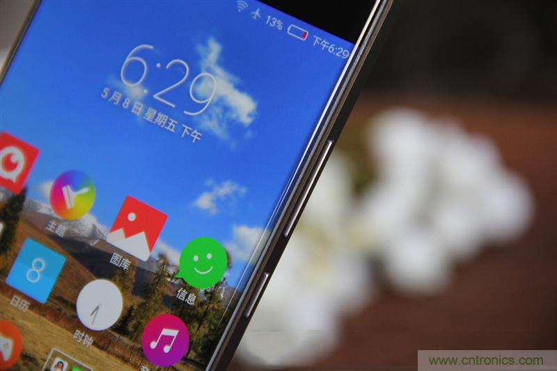 無邊框的 nubia Z9 ，一款既有驚喜，又有驚艷的智能手機(jī)