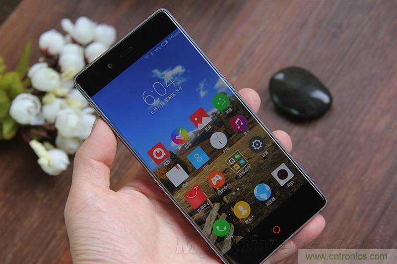 無邊框的 nubia Z9 ，一款既有驚喜，又有驚艷的智能手機(jī)