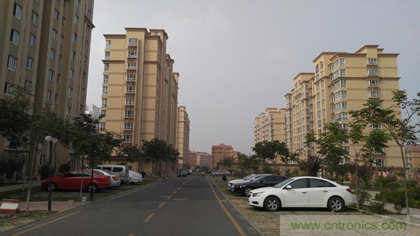 業(yè)界良心 LG V10 評測:剛毅、冷峻，不失人性化