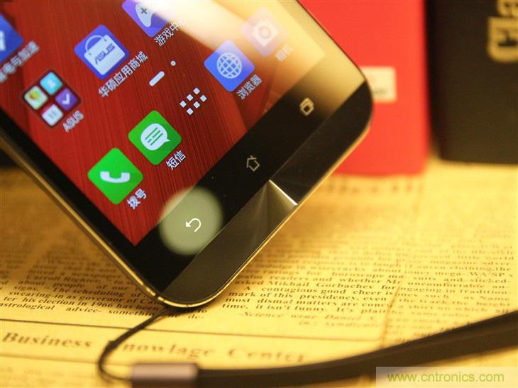 能媲美微單的 Zenfone Zoom測(cè)評(píng)：請(qǐng)叫我&ldquo;奧利奧&rdquo;拍照手機(jī)