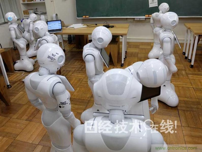 拆解筆記本不過(guò)癮，那就來(lái)拆拆日本情感機(jī)器人吧！