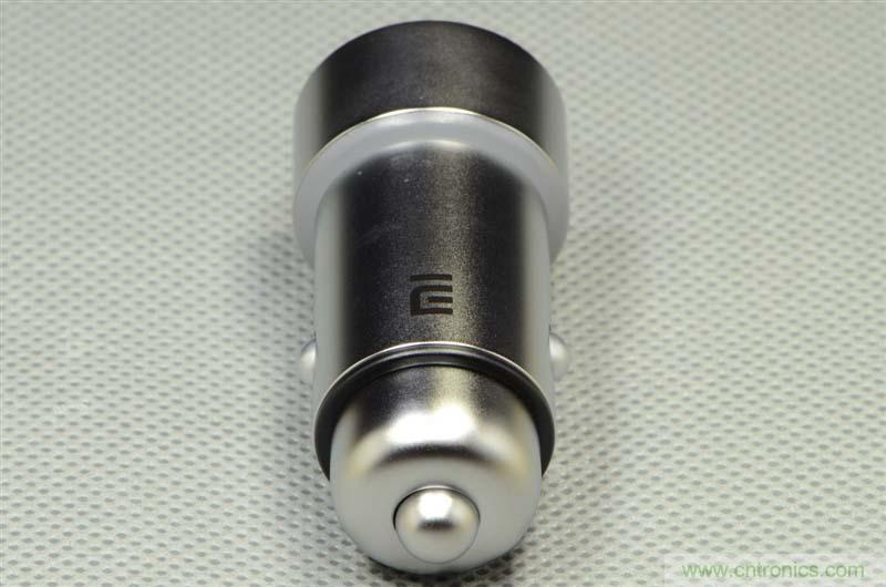 小米車(chē)載充電器拆解評(píng)測(cè)：49元能讓這枚&ldquo;子彈&rdquo;飛多遠(yuǎn)？