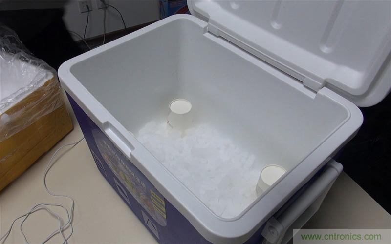 手機抗凍性能大挑戰(zhàn):iPhone被完爆