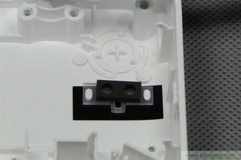 做工怒贊 神秘芯片！小米智能插線板拆解、評測