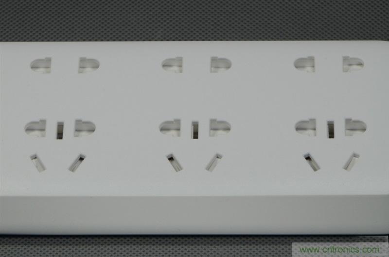 做工怒贊 神秘芯片！小米智能插線板拆解、評測