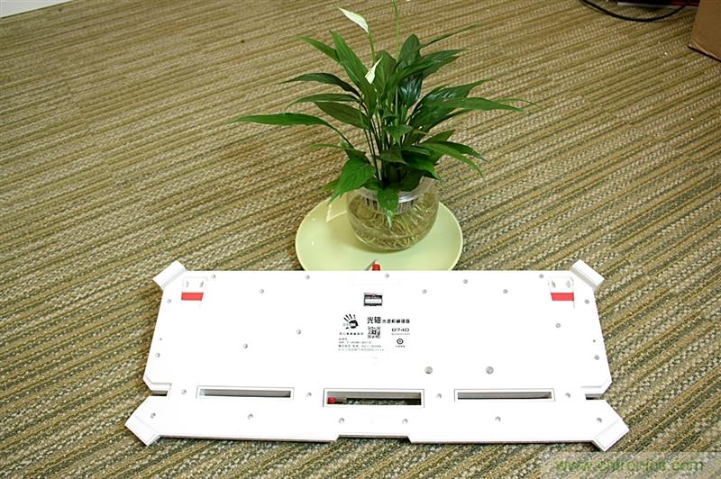 曾經(jīng)的網(wǎng)吧統(tǒng)治者&mdash;雙飛燕血手幽靈機(jī)械鍵盤，真世界最快？