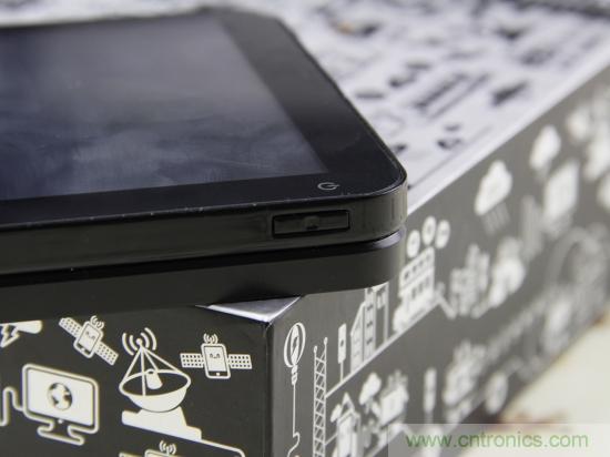 出差必備神器！可充電的移動(dòng)無(wú)線路由手由寶體驗(yàn)測(cè)評(píng)