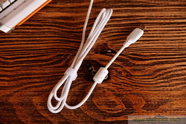 左手寫愛，右手寫他&mdash;&mdash;從此鍵盤鼠標(biāo)不分家！