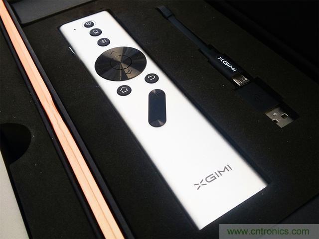 無屏電視時代已然來臨，客廳你做好準(zhǔn)備了嗎？