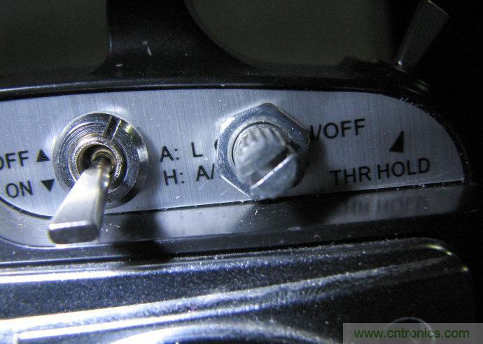 無人機 DIY 制作全過程，酷得不要不要的！