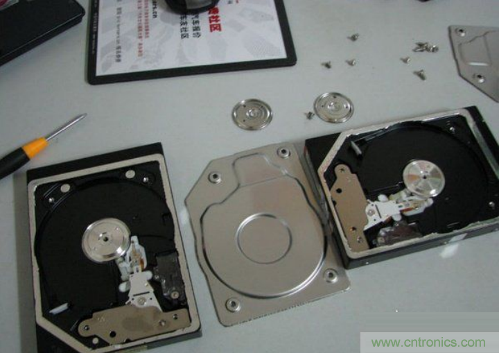 無人機 DIY 制作全過程，酷得不要不要的！