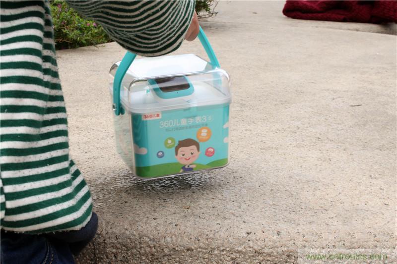 別讓《失孤》重演，360兒童手表幫你定住家中小頑童！