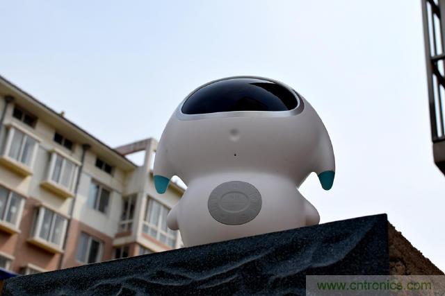 &ldquo;爸爸再不陪我，我就長大了&rdquo;&mdash;&mdash;小騰機(jī)器人