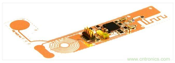 藍(lán)牙傳感器電路：可以折疊成想要的形狀，并用塑料制造出來(lái)。